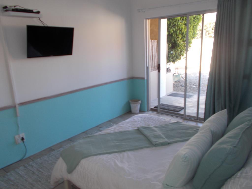 Due South Guest House Langebaan Exterior foto